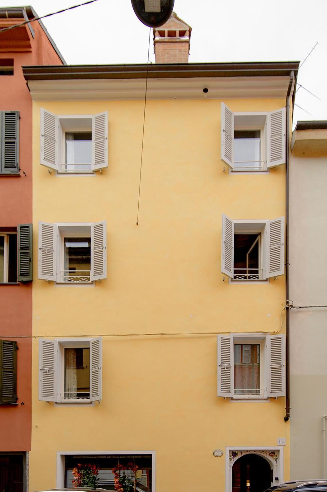 La Casa Del Vino Apartment Parma Exterior foto
